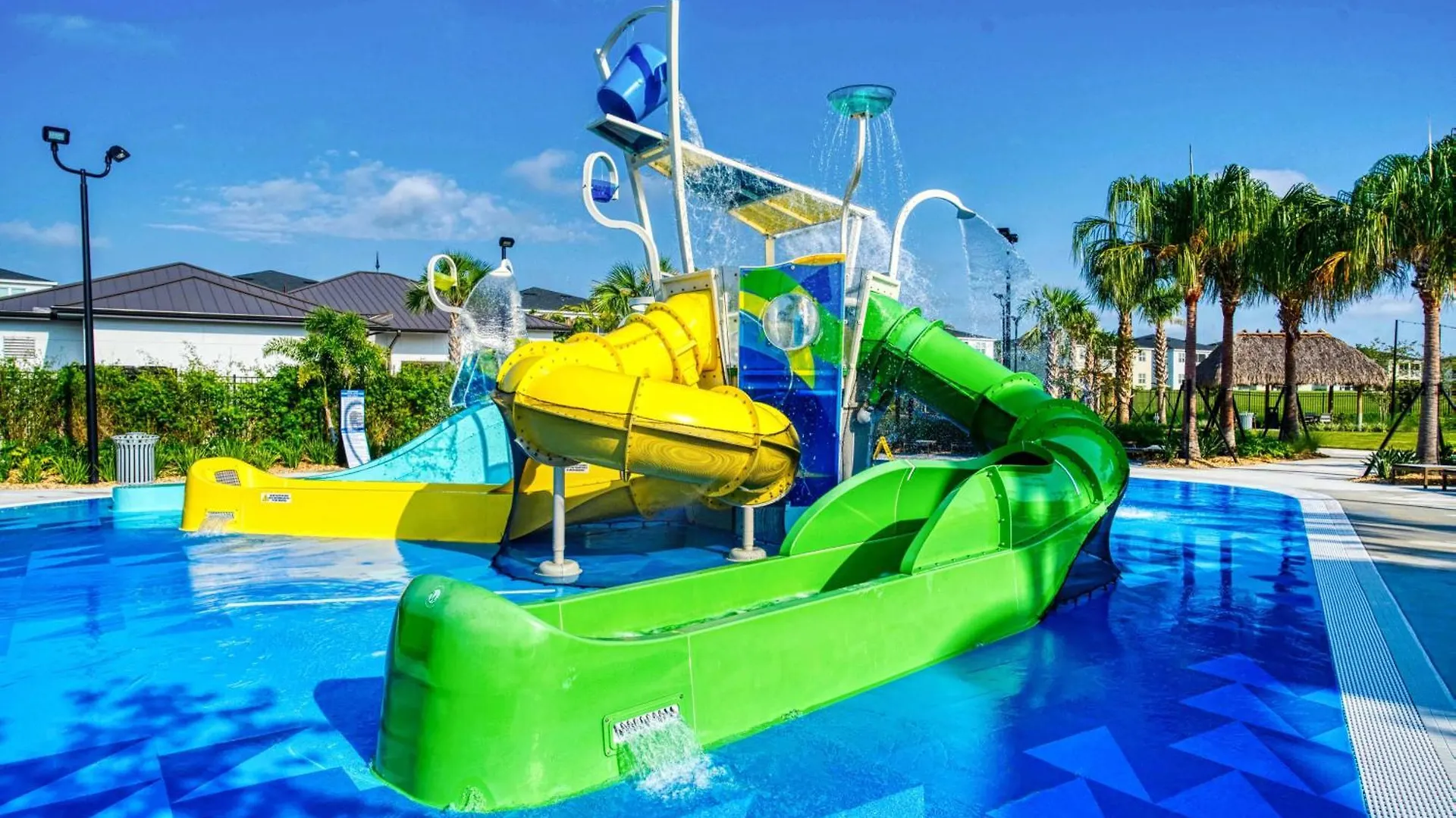 Stunning Home Wprivate Pool, Minutes From Disney Davenport Holiday home