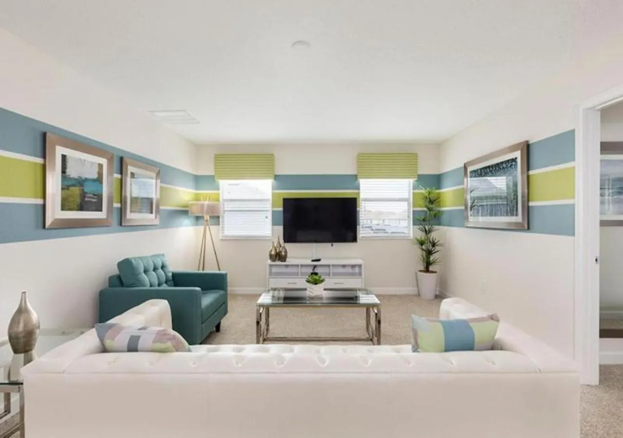 Stunning Home Wprivate Pool, Minutes From Disney Davenport Holiday home