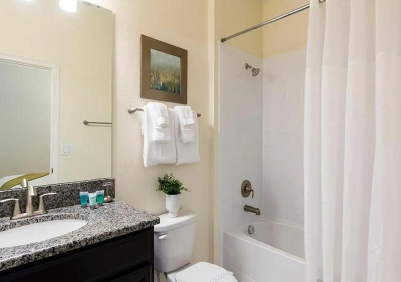 Holiday home Stunning Home Wprivate Pool, Minutes From Disney Davenport United States